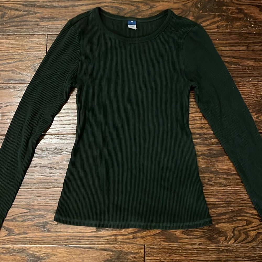 womens long sleeve top